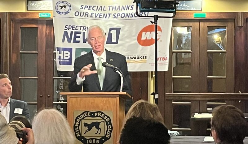 Sen. Ron Johnson at the Newsroom Pub on Wednesday, May 28, 2025 | Photo by Ruth Conniff/Wisconsin Examiner