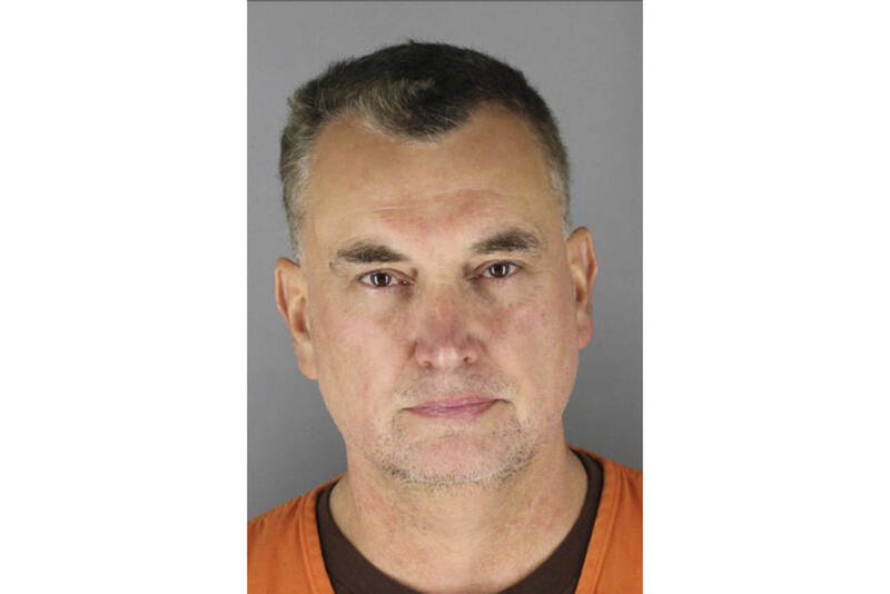 This booking photo provided by the Hennepin County Sheriff's Office shows Vance Boelter in Green Isle, Minn., on June 16, 2025. (Hennepin County Sheriff's Office via AP)