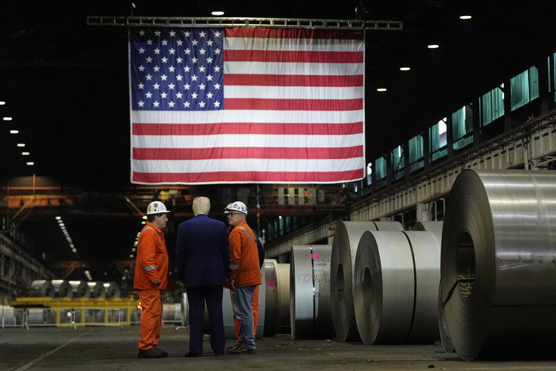 FILE - President Donald Trump talks to workers as he tours U.S. Steel Corporation's Mon Valley Works-Irvin plant, Friday, May 30, 2025, in West Mifflin, Pa. (AP Photo/Julia Demaree Nikhinson, File)