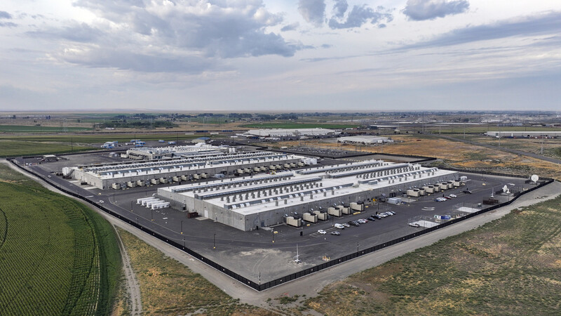 FILE - Amazon Web Services data center is seen on Aug. 22, 2024, in Boardman, Ore. (AP Photo/Jenny Kane, File)