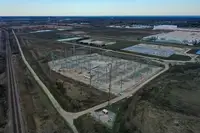 The sun sets as construction continues at Microsoft’s data center project on Nov. 13, 2025, in Mount Pleasant, Wis. (Joe Timmerman / Wisconsin Watch)