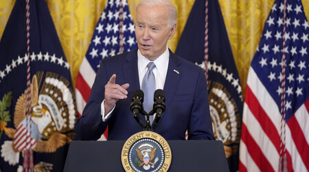 ARCHIVO - El presidente Joe Biden habla durante un evento en la Casa Blanca, Washington, el 23 de febrero de 2024. (AP Foto/Evan Vucci, Archivo)