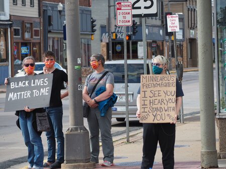 Menomonie  Protest